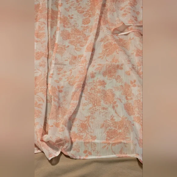 Aerie Pink‎ Ciffon Cape - Picture 9 of 9